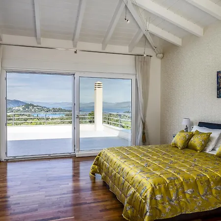 Euphoria Seaview Residences With Shared Pool By Konnect Gouviá