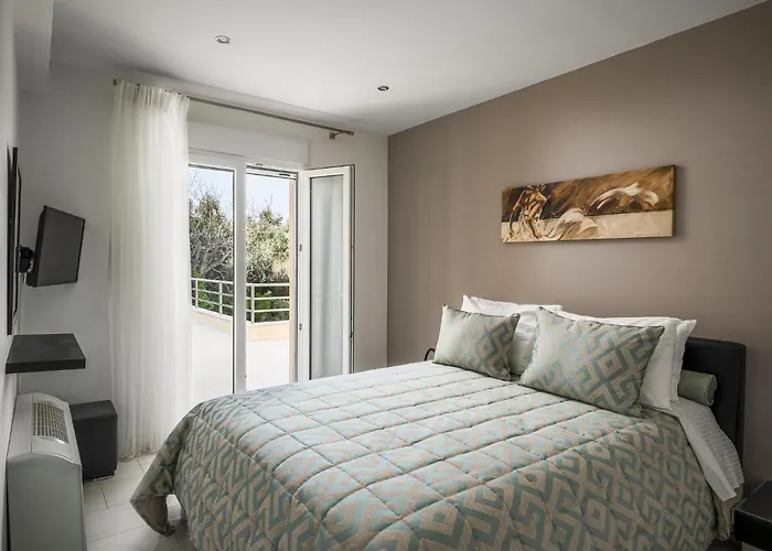 Euphoria Seaview Residences With Shared Pool By Konnect