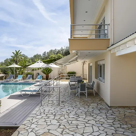 Euphoria Seaview Residences With Shared Pool By Konnect