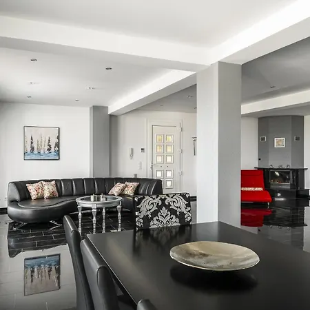 Euphoria Seaview Residences With Shared Pool By Konnect Appartement *