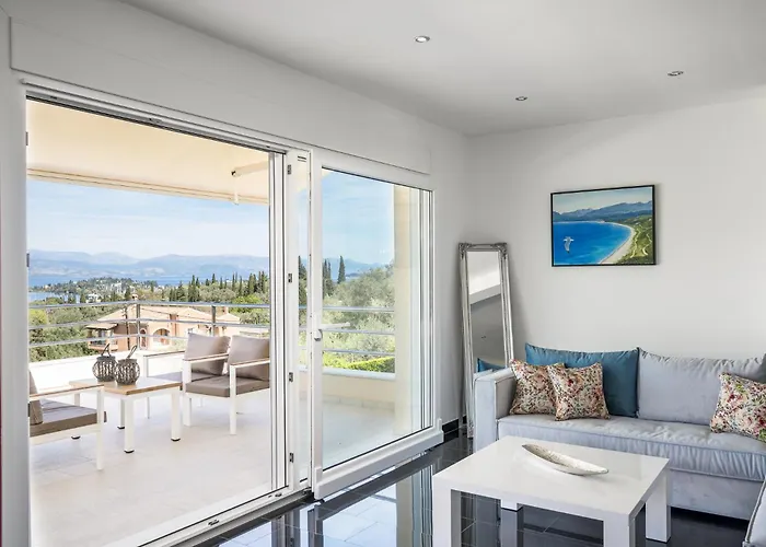 Euphoria Seaview Residences With Shared Pool By Konnect