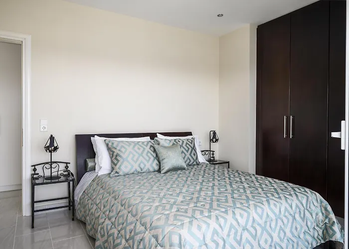 Euphoria Seaview Residences With Shared Pool By Konnect *